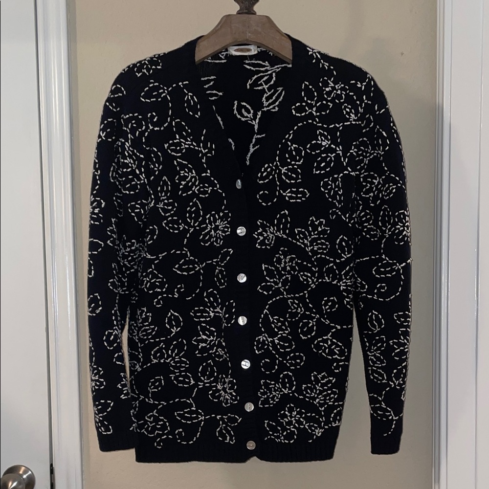 Talbots Black and White Floral Patterned Sweater